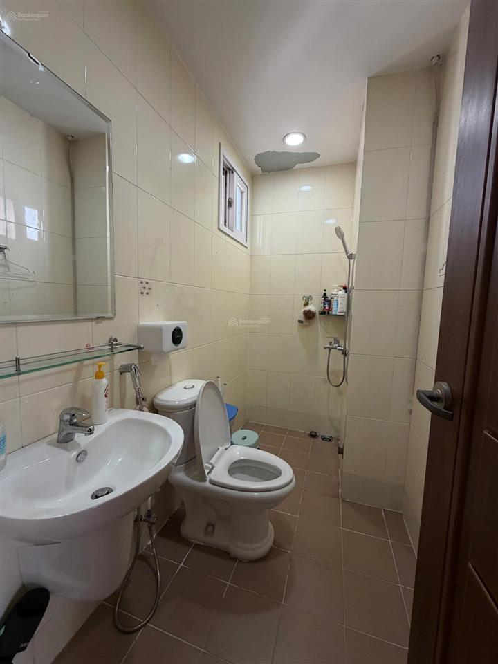 Bán căn hộ green town bình tân  căn góc 98m2  3pn, 2wc  đã có sổ hồng  chỉ 3,5 tỷ thương lượng