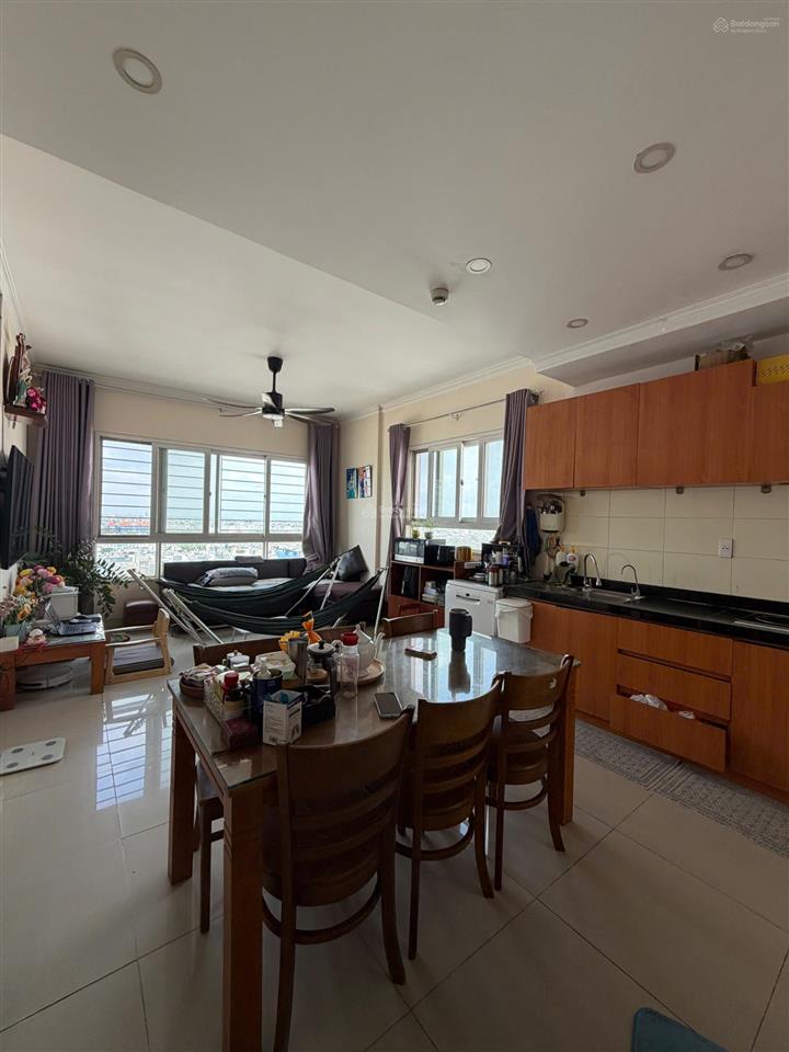 Bán căn hộ green town bình tân  căn góc 98m2  3pn, 2wc  đã có sổ hồng  chỉ 3,5 tỷ thương lượng