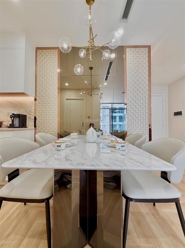 Xem là thích! 2pn 82m² view sông công viên, full decor đẹp, chỉ 12,5 tỷ