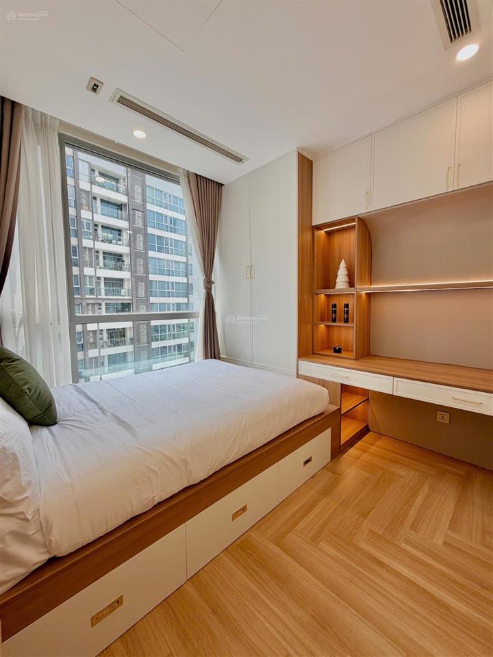 Xem là thích! 2pn 82m² view sông công viên, full decor đẹp, chỉ 12,5 tỷ