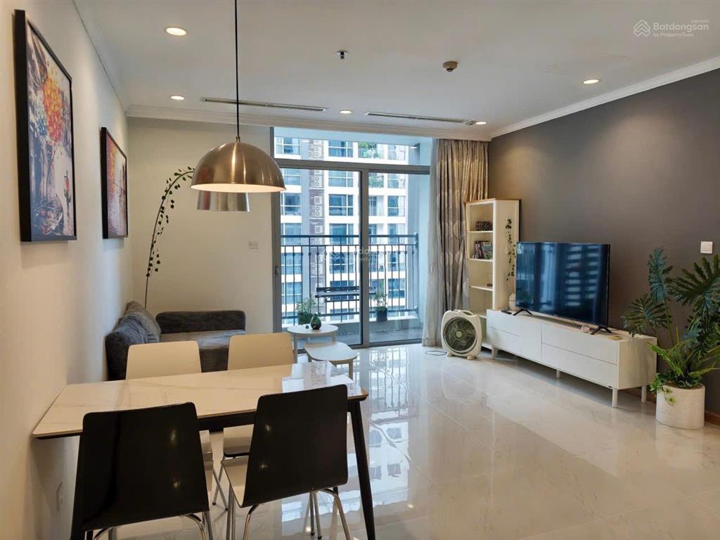 Hàng đẹp central 1  1pn view sông thoáng mát  nhà trống, sổ sẵn