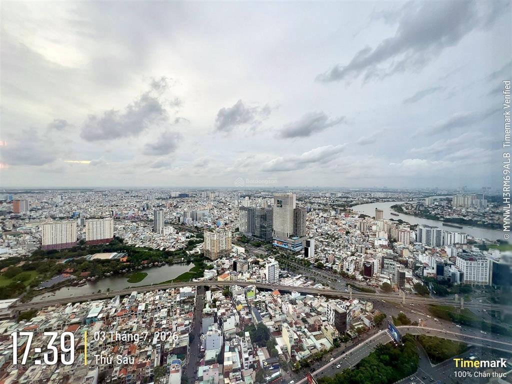 2pn landmark plus  view thoáng, landmark 81 rực sáng về đêm