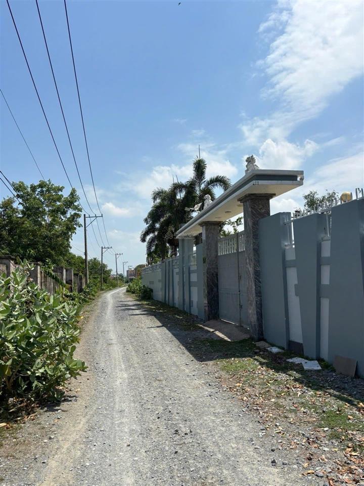 Bán nr blue diamond riverside, giá 5,4 tỷ, 46m2, view đẹp chỉ với ở đường 8, p long phước, q9, hcm
