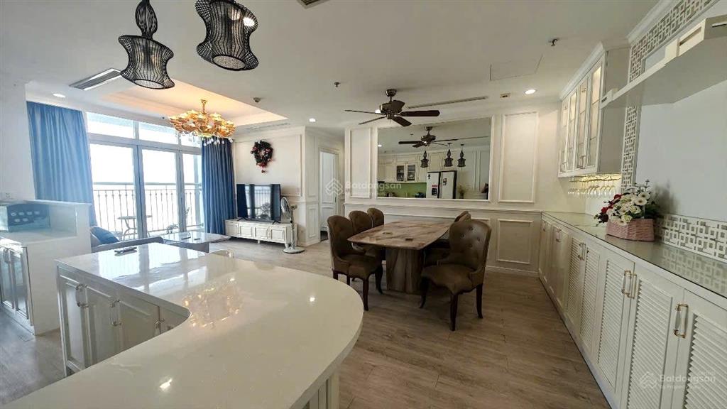 Bán gấp 3pn l5, 108,7m2 giá 14,6 tỷ đã có sổ