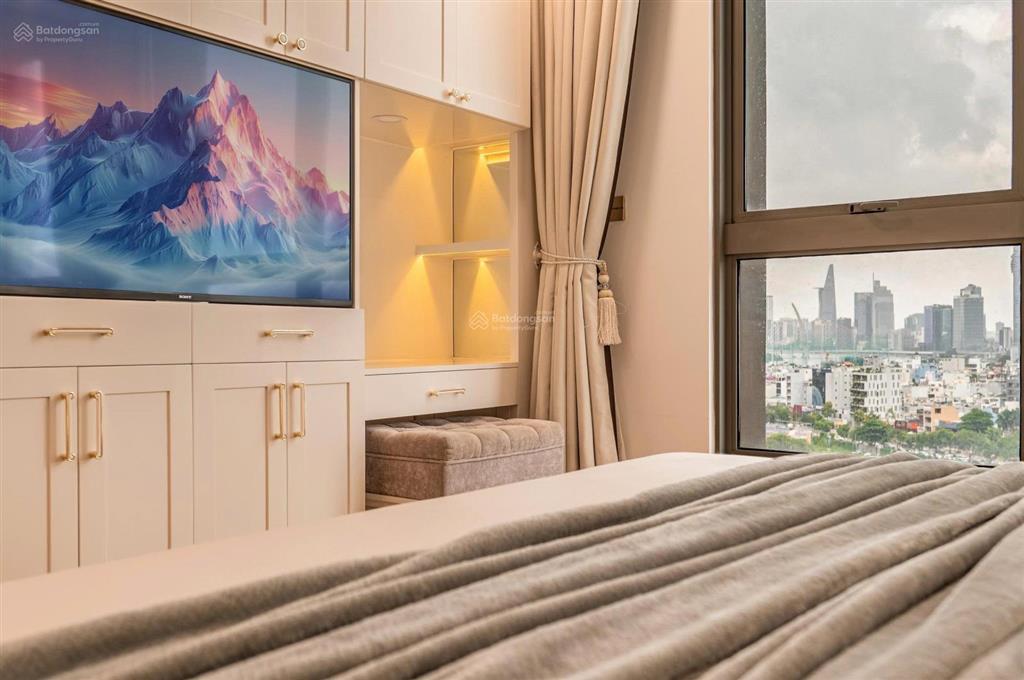 Bán nhanh 3pn l410.10 view kép landmark 81 & bitexco, 108,7m2, đã có sổ hồng vĩnh viễn