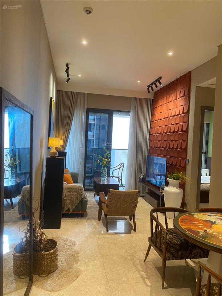 Cho thuê 2pn the marq  75m2  39,9tr