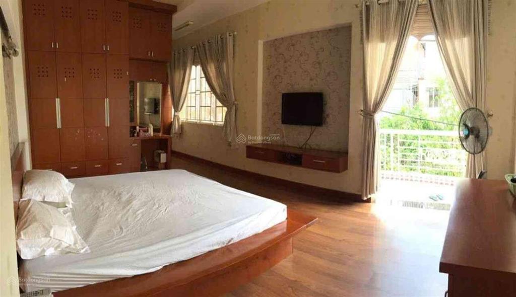 Bán nhà mặt tiền giá tốt kdc cao lỗ, 5 tầng  kd 50tr/tháng, gần cầu nguyễn tri phương, quận 8