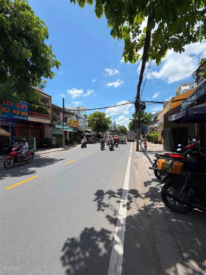 Cần bán gấp mặt tiền kinh doanh phạm thế hiển, ( 5m5 x 39m), gần cầu nguyễn tri phương, quận 8