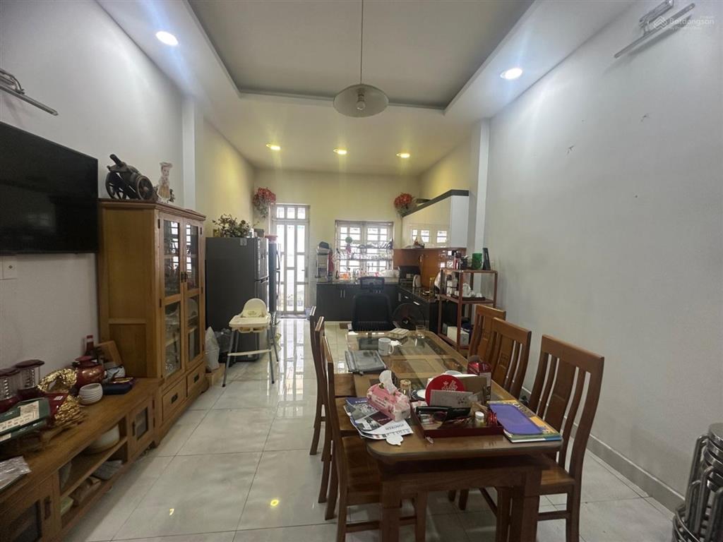 Bán nhà mặt tiền kinh doanh, 4 tầng  6pn, đối diện tttm parcmall, đường cao lỗ, quận 8