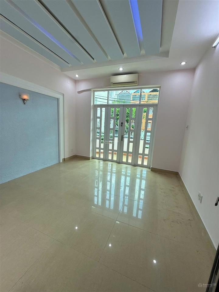 Bán nhà mặt tiền kdoanh 4 tầng, đối diện parcmall, gần cầu nguyễn tri phương, đường cao lỗ, quận 8
