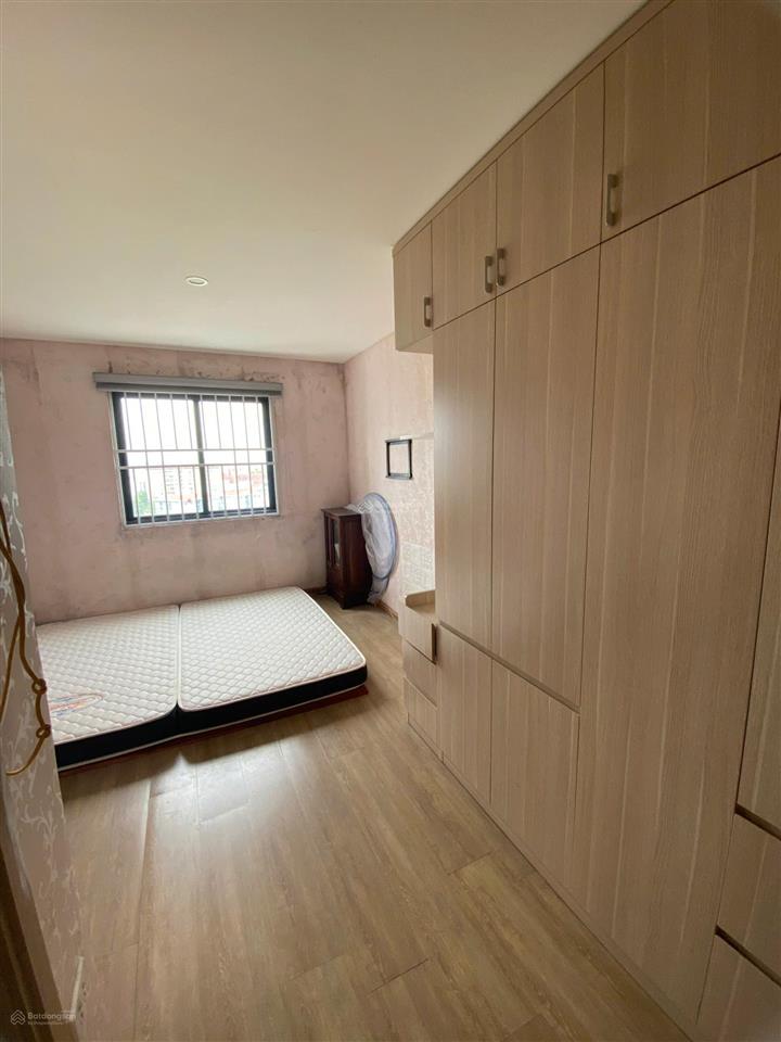 Cho thuê căn hộ 2 ngủ 70m2 view đẹp giá tốt chỉ 7,5 triệu/tháng tại happy star việt hưng
