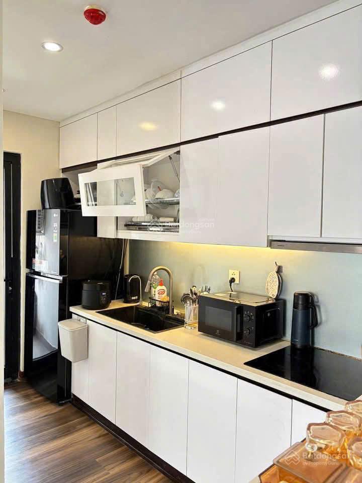 Bán căn hộ 2pn, 2wc 67m2 full nội thất tại eco city việt hưng giá 4,8 tỷ