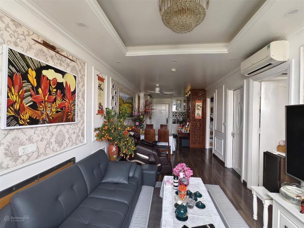 Bán căn hộ nội thất đẹp tại eco city việt hưng 5,4 tỷ, 78m2, 2pn, 2wc