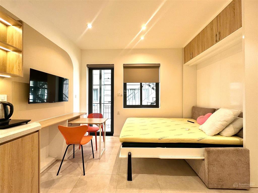 Sở hữu ngay căn studio cực xịn, ban công, full nội thất, đảo kim cương
