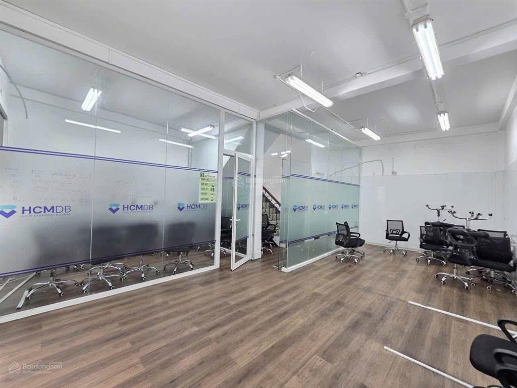 Cho thuê nhà góc 2 mặt tiền trần đình xu (392m²), phường cô giang, quận 1