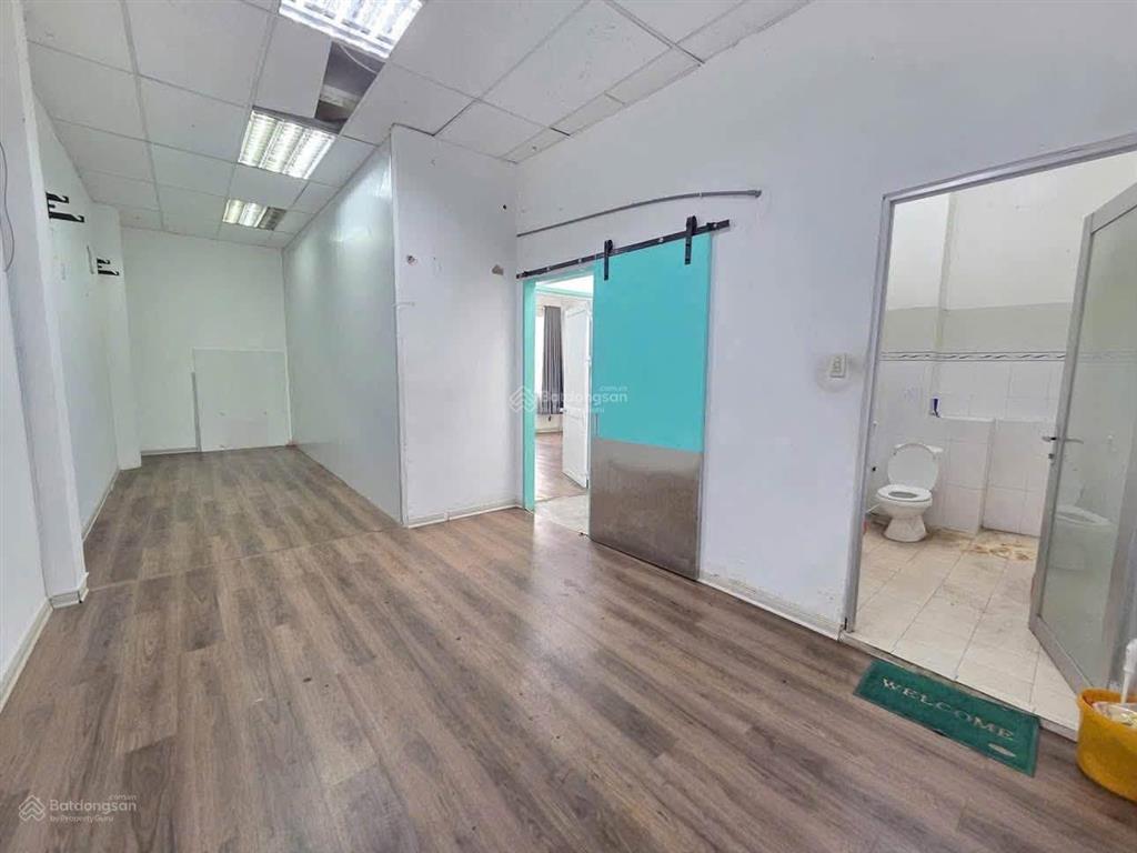 Cho thuê nhà góc 2 mặt tiền trần đình xu (392m²), phường cô giang, quận 1