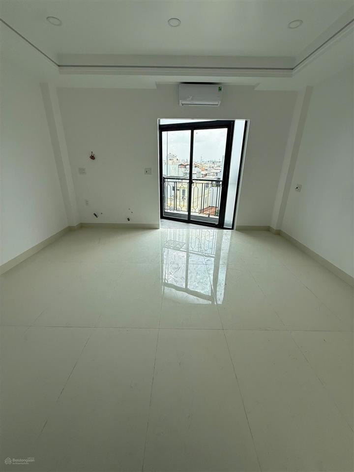Cho thuê tòa nhà trần bình trọng (700m2), quận bình thạnh