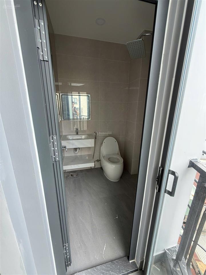 Cho thuê tòa nhà trần bình trọng (700m2), quận bình thạnh