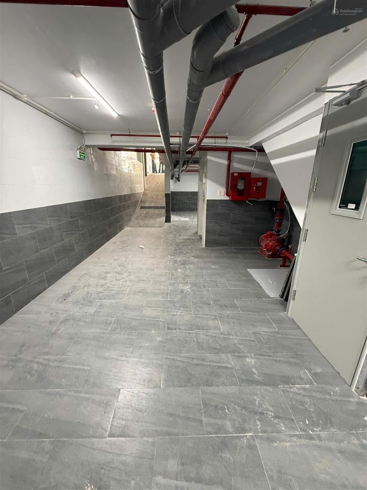 Cho thuê tòa nhà trần bình trọng (700m2), quận bình thạnh
