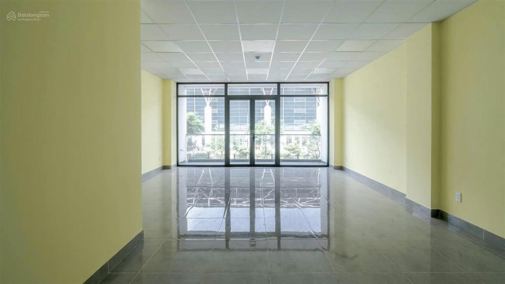 Cho thuê tòa nhà lý thường kiệt (900m), thang máy pccc, quận 10
