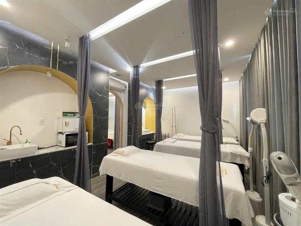 Cho thuê nhà mặt tiền phạm viết chánh (480m), ngang 6m  có pccc, quận 1