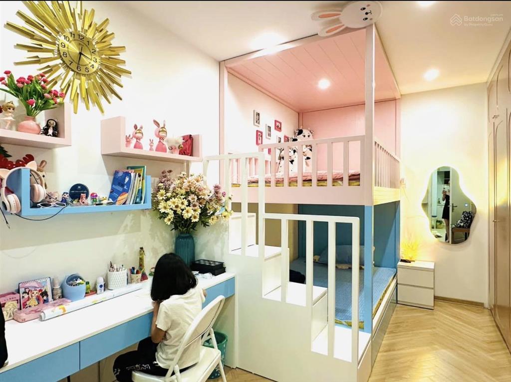 Times city  chính chủ cần bán gấp căn hộ 95m2 có slot xe  nội thất sửa đẹp  ở được ngay