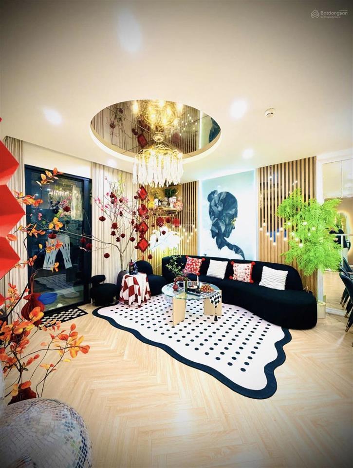 Times city  chính chủ cần bán gấp căn hộ 95m2 có slot xe  nội thất sửa đẹp  ở được ngay