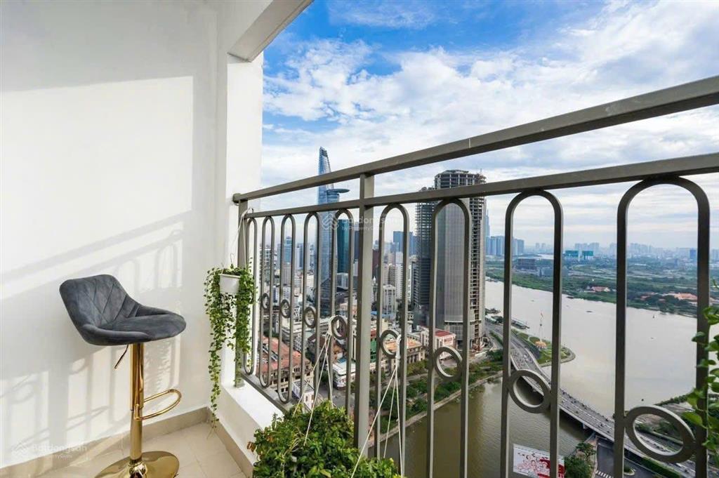 Screc quận 3  81m2, 2pn full nt, tầng cao view sông cực thoáng, sổ hồng, chỉ 5.95 tỷ đẹp hiếm có