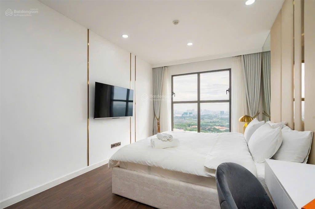 Screc quận 3  81m2, 2pn full nt, tầng cao view sông cực thoáng, sổ hồng, chỉ 5.95 tỷ đẹp hiếm có