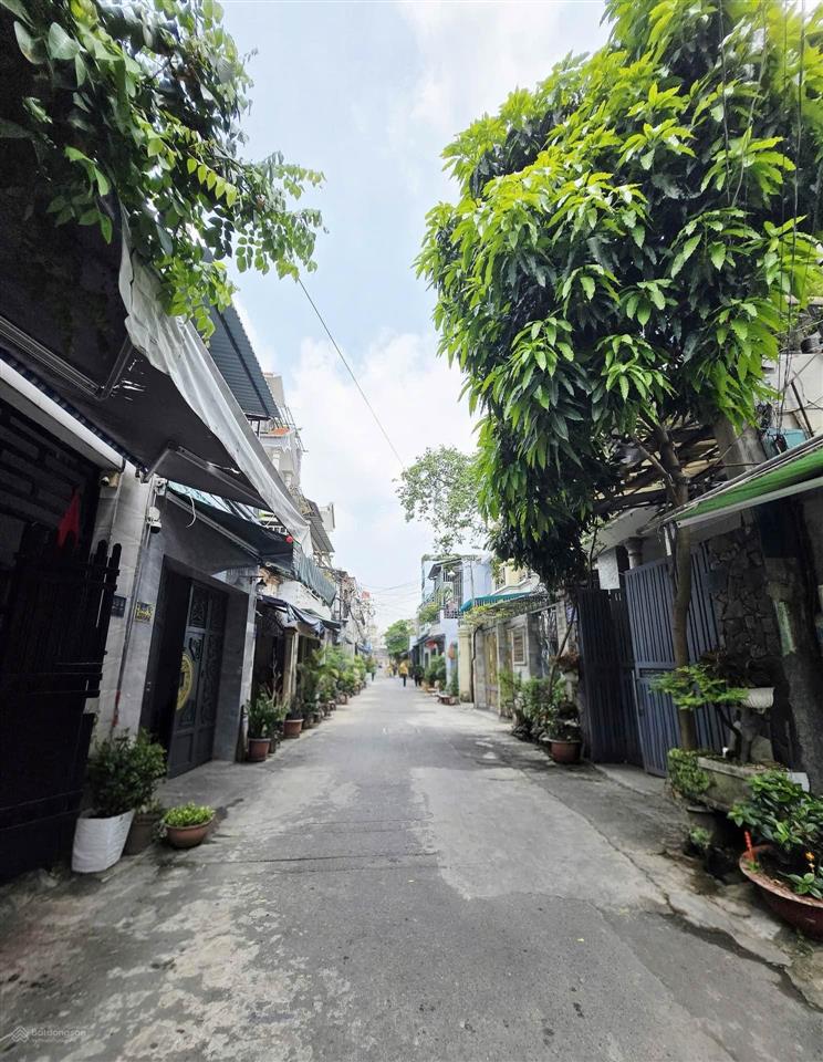 Bán nhà kinh dương vương ngay bến xe miền tây khu tên lửa dt 95m2 dòng tiền 20 triệu/th nhỉnh 6 tỷ
