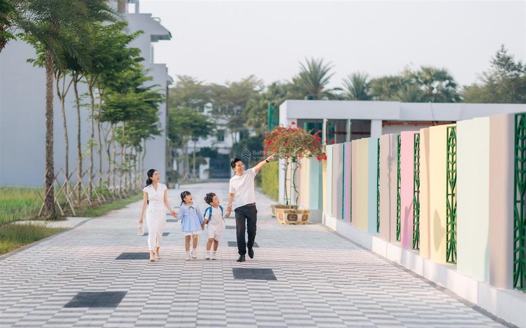 Sở hữu biệt thự đẹp nhất, giá tốt  the royal | five star eco city