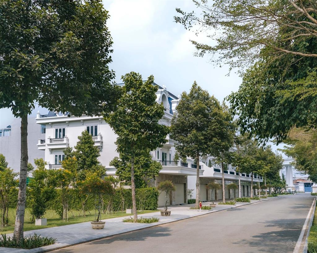 Độc quyền căn nhà phố thương mại đẹp nhất the royal  số lượng giới hạn