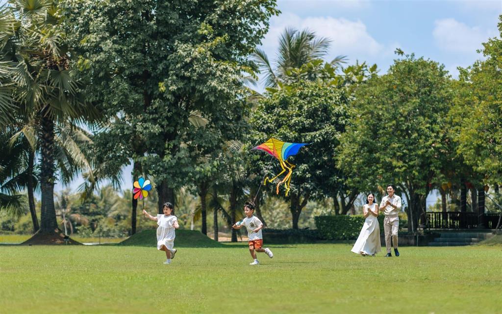 Sở hữu biệt thự 500m² giữa đại đô thị sinh thái the royal  five star eco city