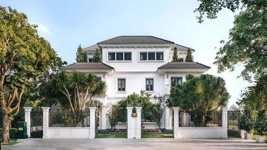 Độc quyền căn nhà phố thương mại đẹp nhất the royal