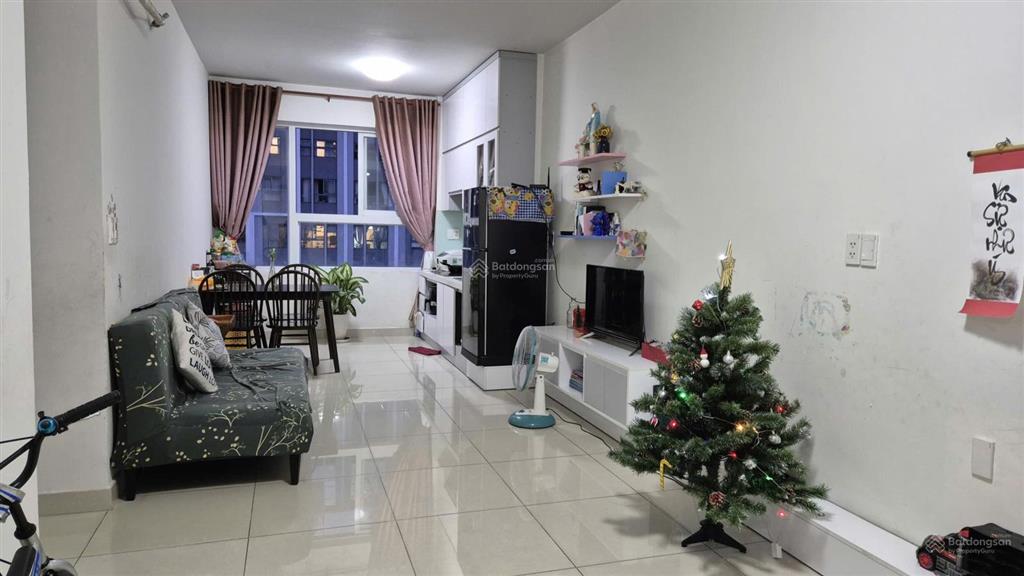Bán căn hộ citisoho 54m  tầng 22  tặng full nội thất  giá 2,75 tỷ