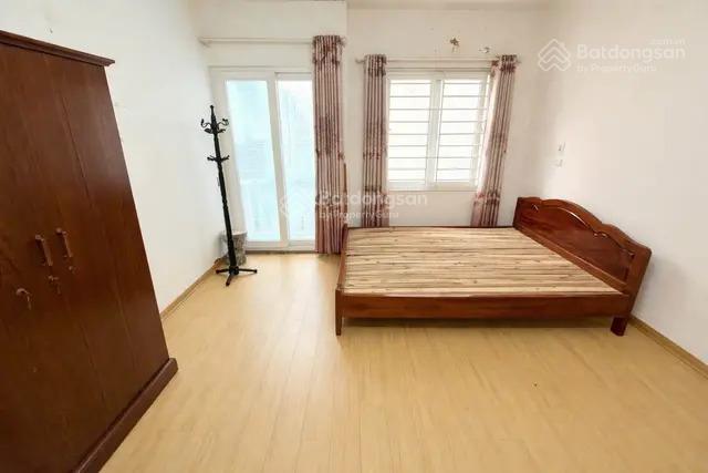 Cần bán nhà đường cầu giấy, dt 45 m², 5 tầng, full nội thất, giá nhỉnh 11 tỷ.