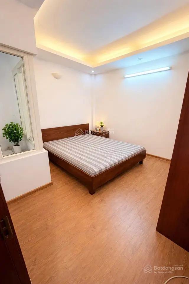 Cần bán nhà đường cầu giấy, dt 45 m², 5 tầng, full nội thất, giá nhỉnh 11 tỷ.