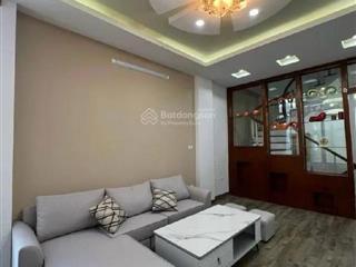 Bán nhà đường nguyễn khang, 42 m2, 6 tầng, ô tô tránh, kinh doanh, giá 20 tỷ.