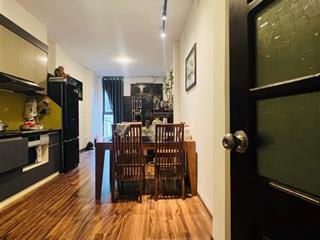 Bán nhà đường văn cao, dt 30 m2, 5 tầng, ô tô tránh, view hồ tây, giá nhỉnh 20 tỷ.