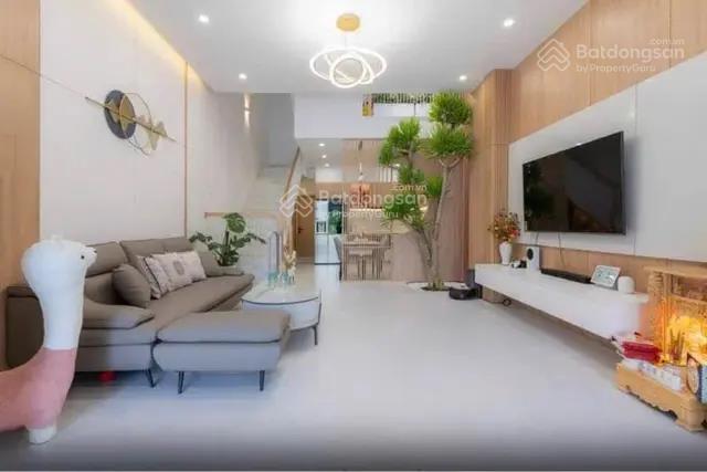Nhà đẹp phố đội cấn, ba đình, dt 36 m2, 5 tầng, thang máy, giá 8,95 tỷ.