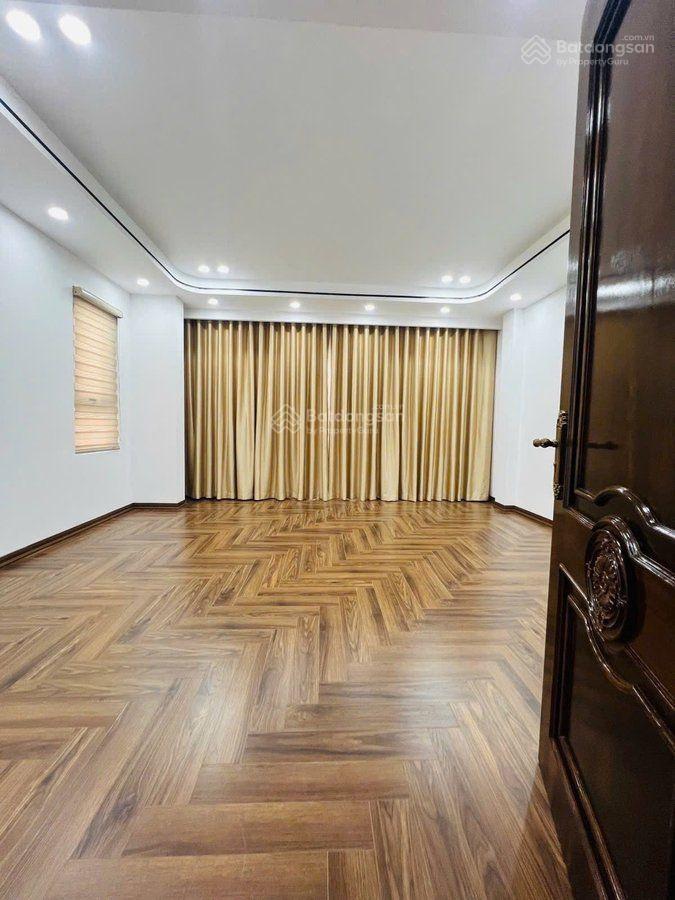 Bán nhà riêng đội cấn ba đình 36m 5t mt6m chào 10.7 tỷ lô góc mới tinh, ở sướng, kd tốt htro bank