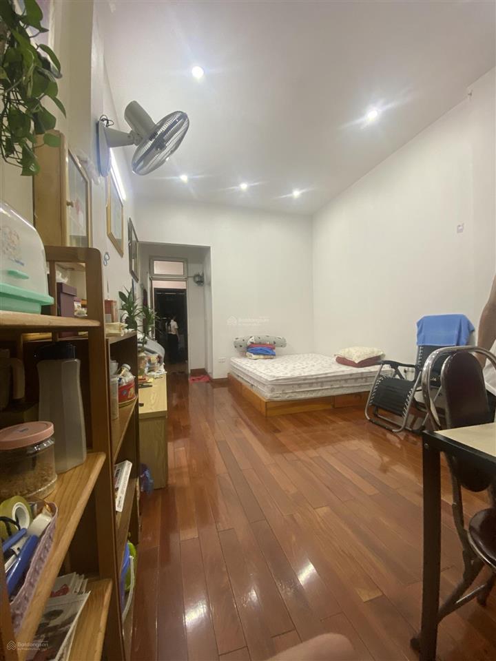 3 nhà ra vành đai 1 ba đình nhà đẹp ở ngay tiềm năng tăng giá  gần trường học. bệnh viện.