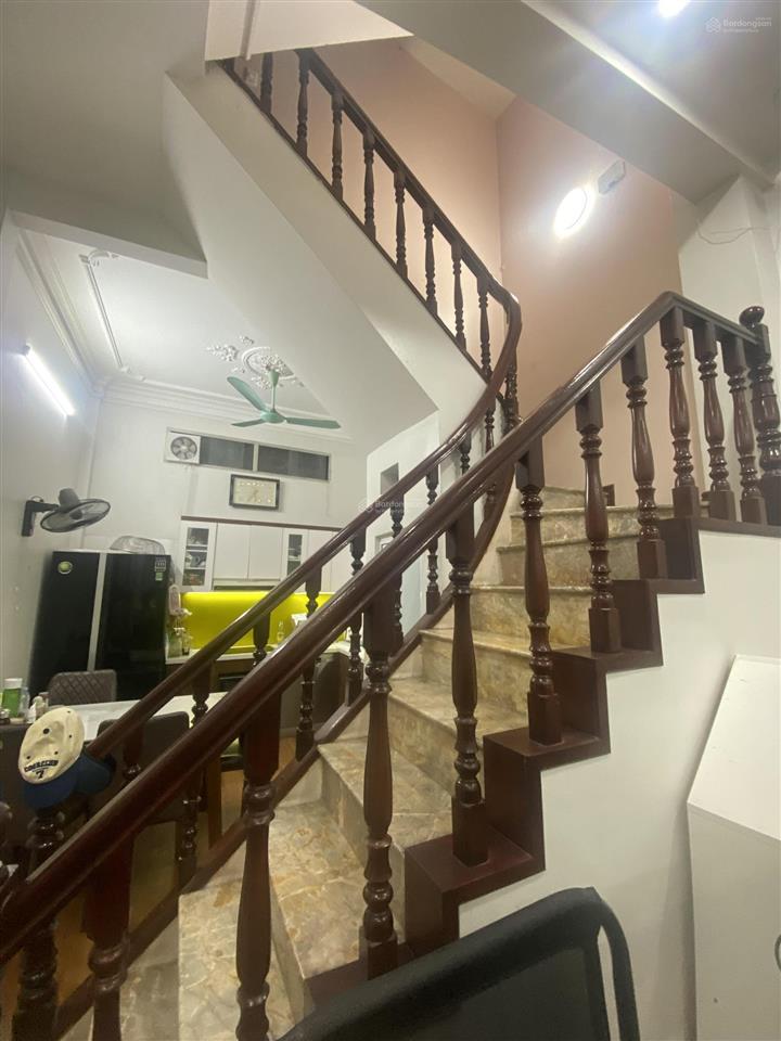 3 nhà ra vành đai 1 ba đình nhà đẹp ở ngay tiềm năng tăng giá  gần trường học. bệnh viện.