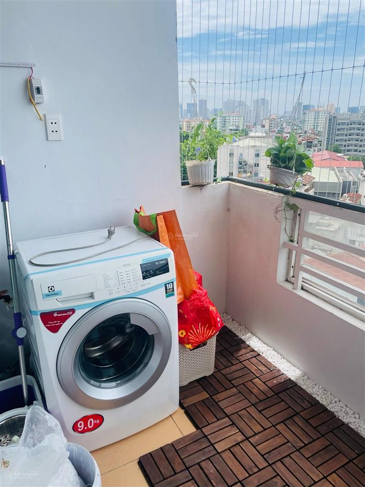 Bán căn hộ ct9 định công full nội thất 2pn 2wc sổ đỏ chính chủ  tiện nhiều tuyến đường