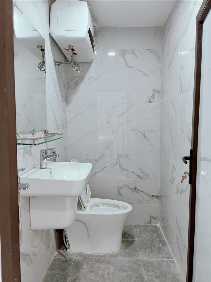 Căn góc 2 thoáng, 3 phòng ngủ, 2 wc full nội thất, sổ đỏ chính chủ, không gian sống sáng thoáng,