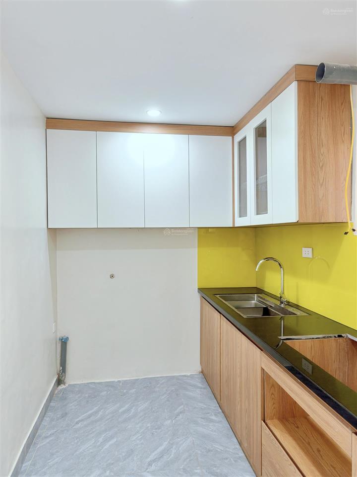 Căn góc 2 thoáng, 3 phòng ngủ, 2 wc full nội thất, sổ đỏ chính chủ, không gian sống sáng thoáng,