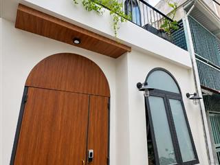[Hải Châu - Ngay Sông Hàn, Cầu Rồng] Nhỉnh nhẹ 4 tỷ Nhà phố 2 tầng xây mới, Kiệt ô tô quay đầu!