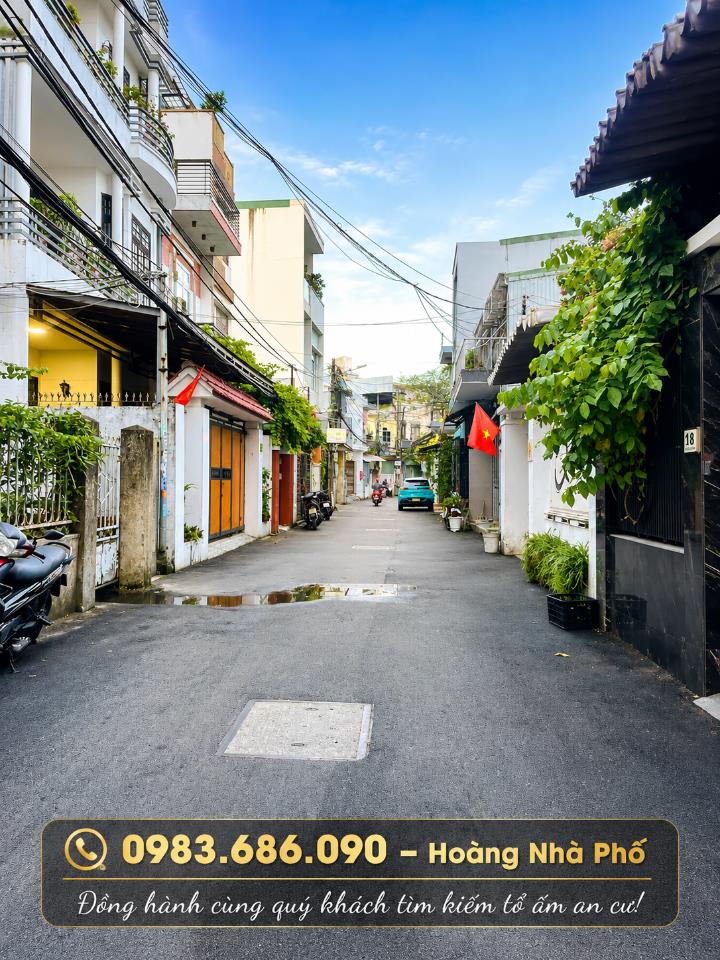 Nhà 2 tầng xây mới hiện đại gần Đống Đa | 45m2 (7x6) | 3PN | Hơn 50m ra đường ô tô | Nhỉnh 4 tỷ