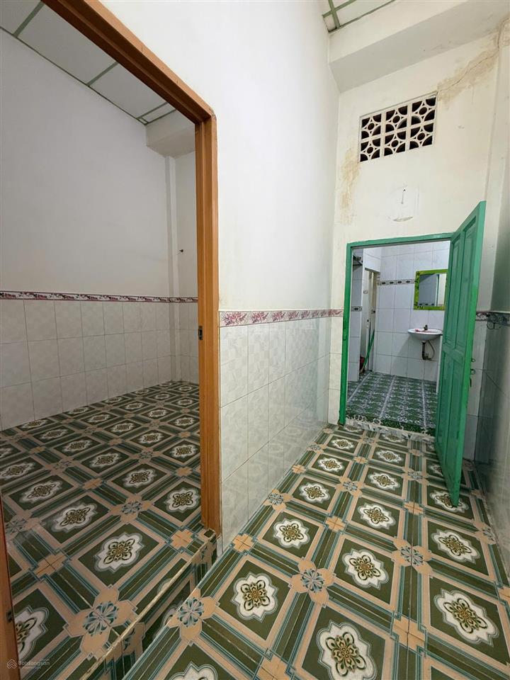 Quận 8, ngay công viên hưng phú  dt 54m2 ngang 3.6m, ko quy hoạch