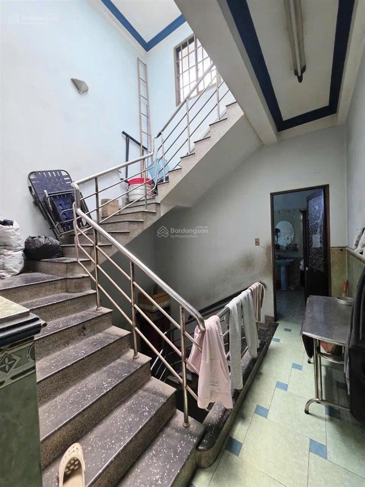 Mặt tiền kinh doanh quận 11, ngay nút giao 3/2 giáp q10 dt 62m2, 4 tầng